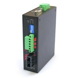 Conversor RS-232/422/485 para fibra STF-401C-CM02-T, MM 2KM, SC Conversor RS-232/422/485 para fibra STF-401C-CM02-T, MM 2KM, SC