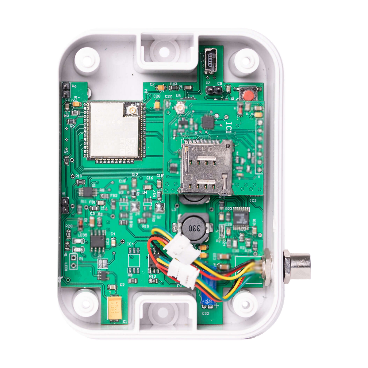 Controlador industrial NORVI EC-M11-EG-C1 — vista interior da caixa aberta, com placas eletrónicas e cablagem