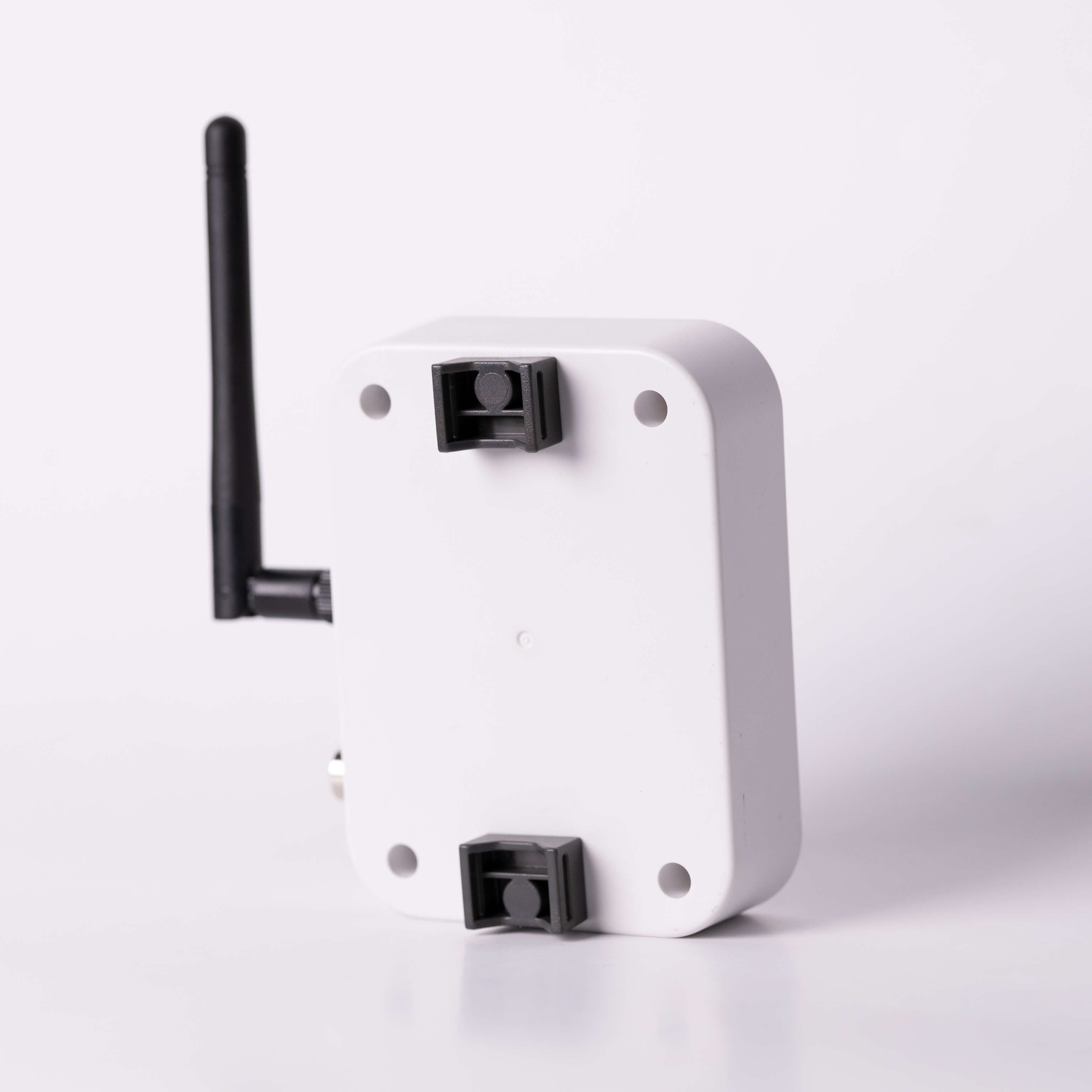 NORVI EC-M11-BC-C1 (IoT programável, bateria LiPo, WiFi/BT)